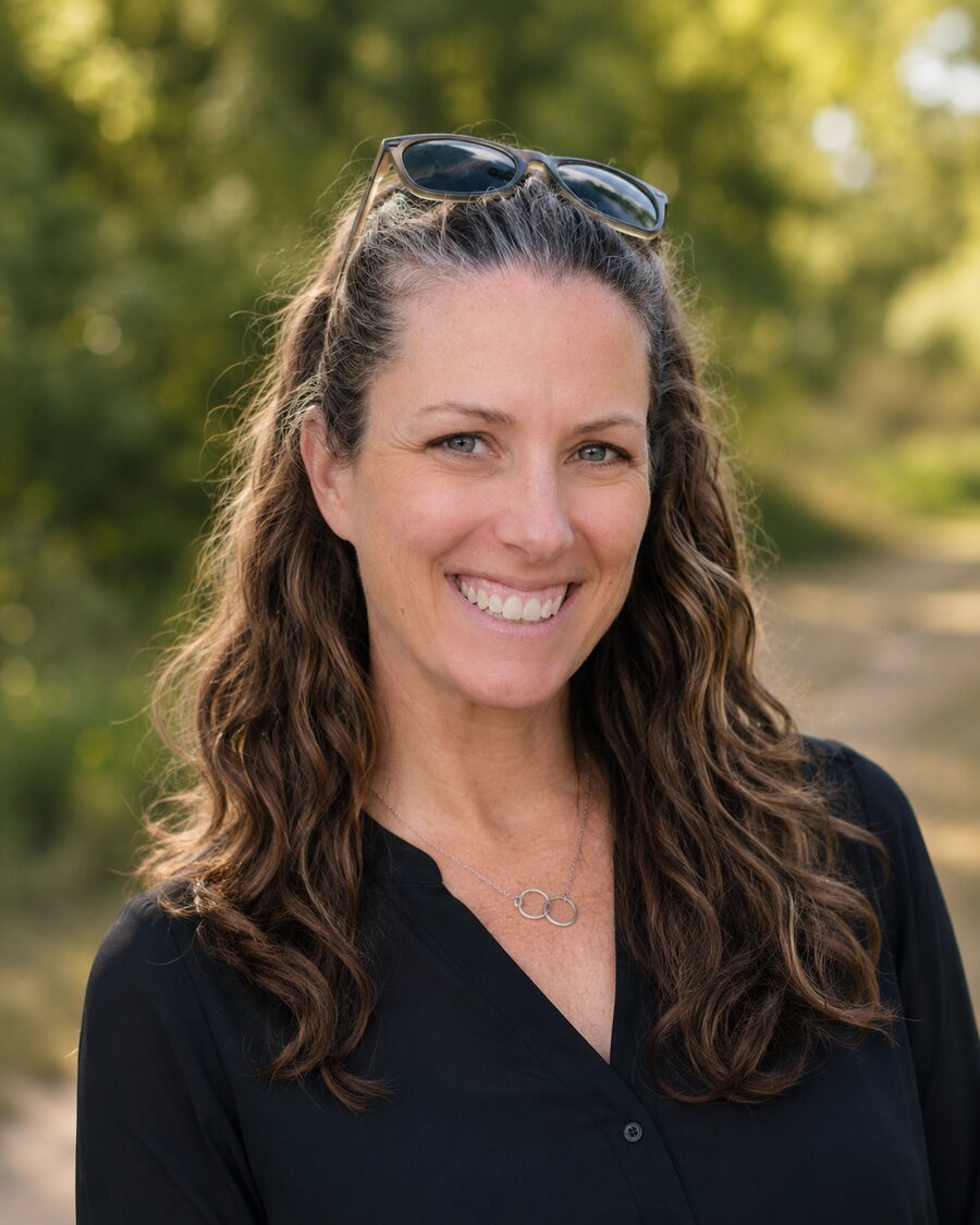 Dr. Elizabeth Horton, PT, DPT, Cert. MDT